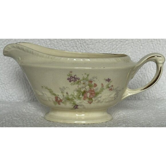 Crown Potteries Gravy Boat Vintage 1942 Pink & Lilac Flowers Pattern CRP9107 GUC - Picture 1 of 12